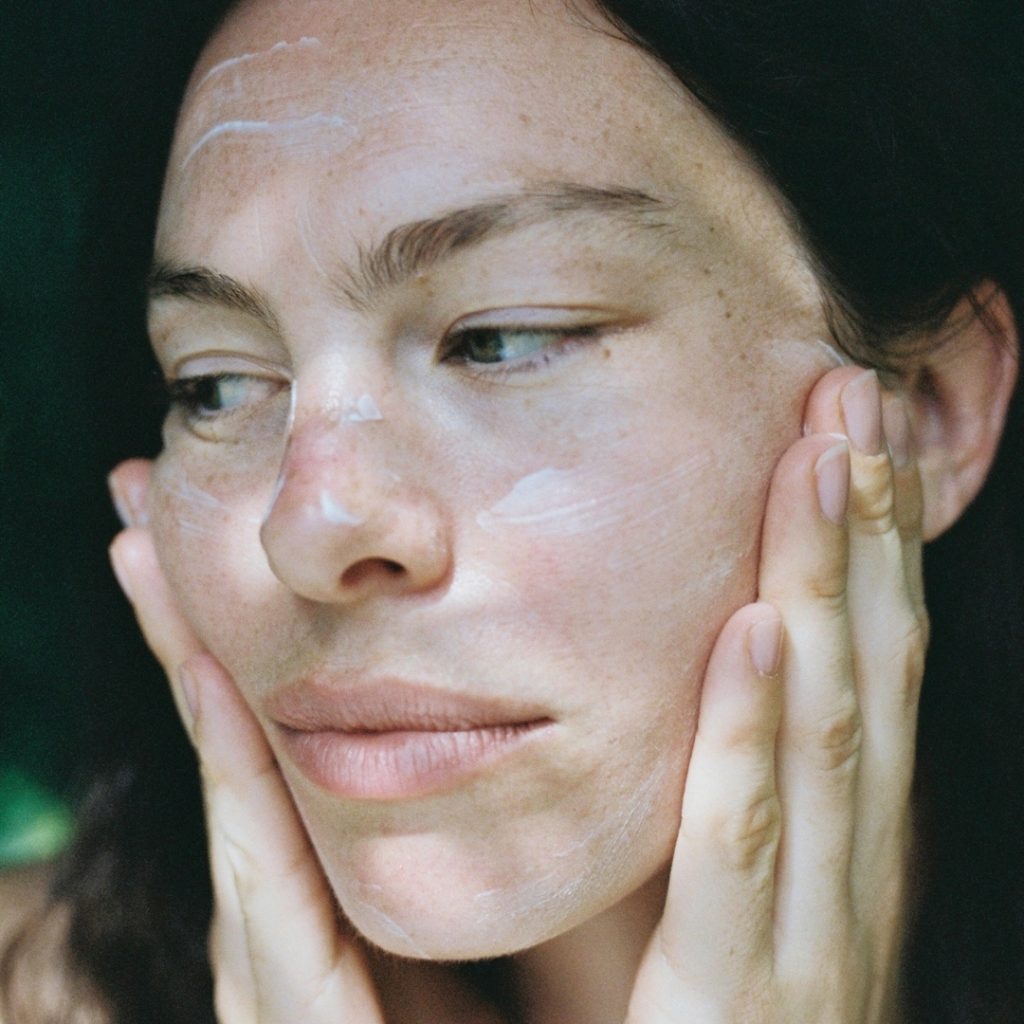 best facial moisturiser for oily or dry skin